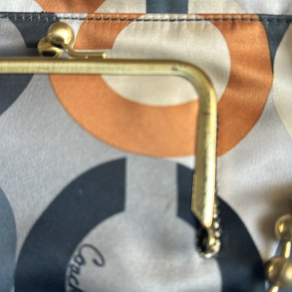 OP ART Coach purse- authentic - Picture 5 of 17